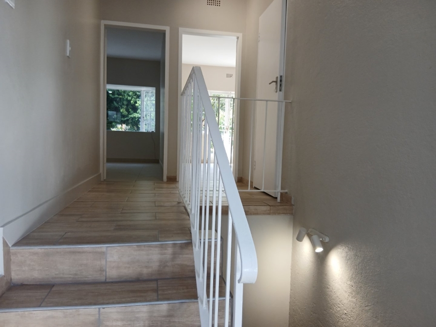 To Let 2 Bedroom Property for Rent in Sandown Gauteng