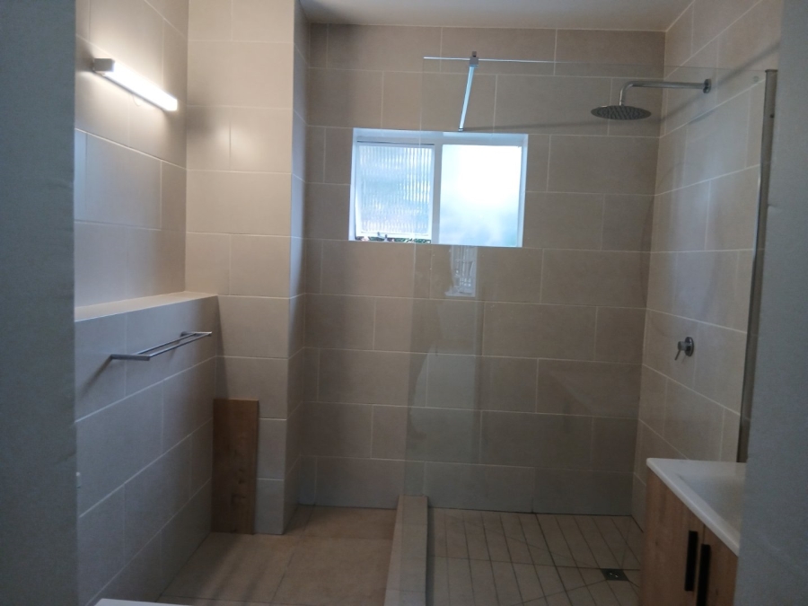 To Let 2 Bedroom Property for Rent in Sandown Gauteng