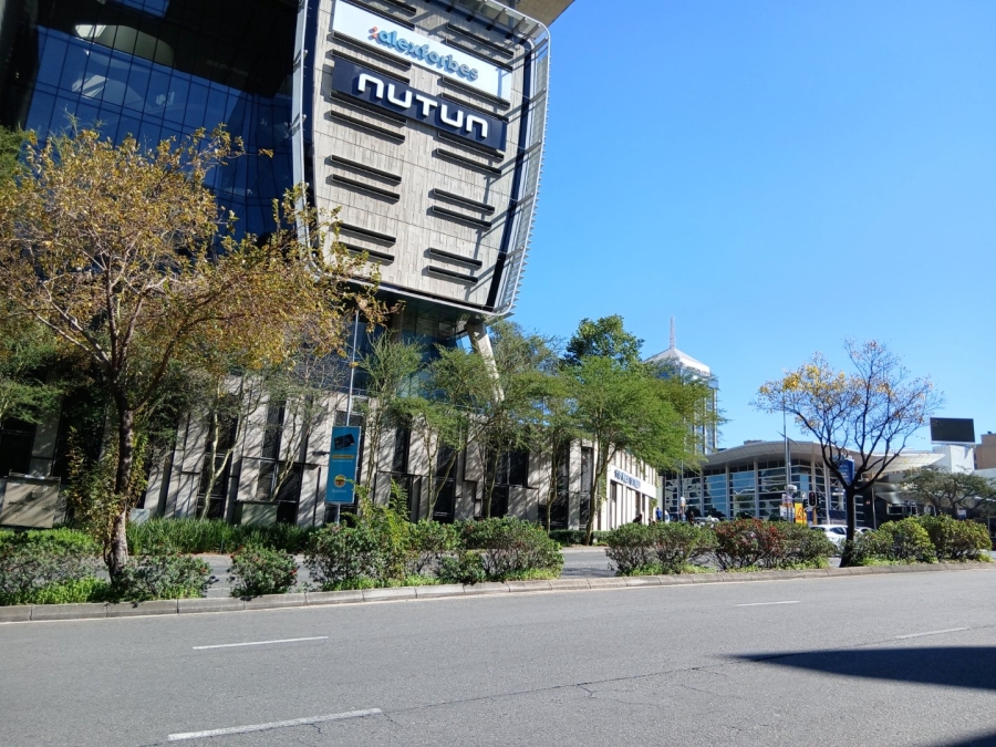 To Let 2 Bedroom Property for Rent in Sandown Gauteng