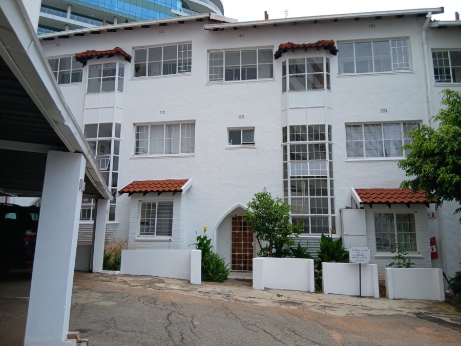 To Let 2 Bedroom Property for Rent in Sandown Gauteng