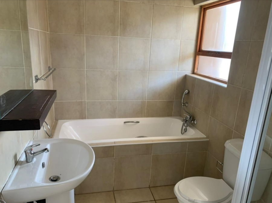 To Let 2 Bedroom Property for Rent in Helderwyk Gauteng