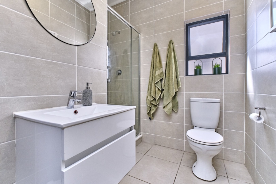 1 Bedroom Property for Sale in Linbro Park Gauteng