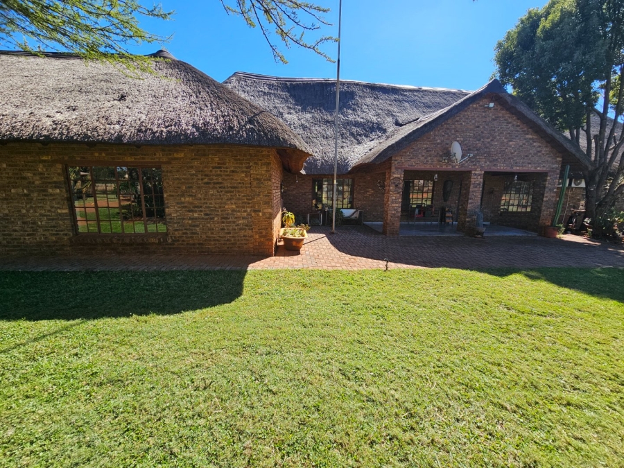 Commercial Property for Sale in Kameeldrift East Gauteng