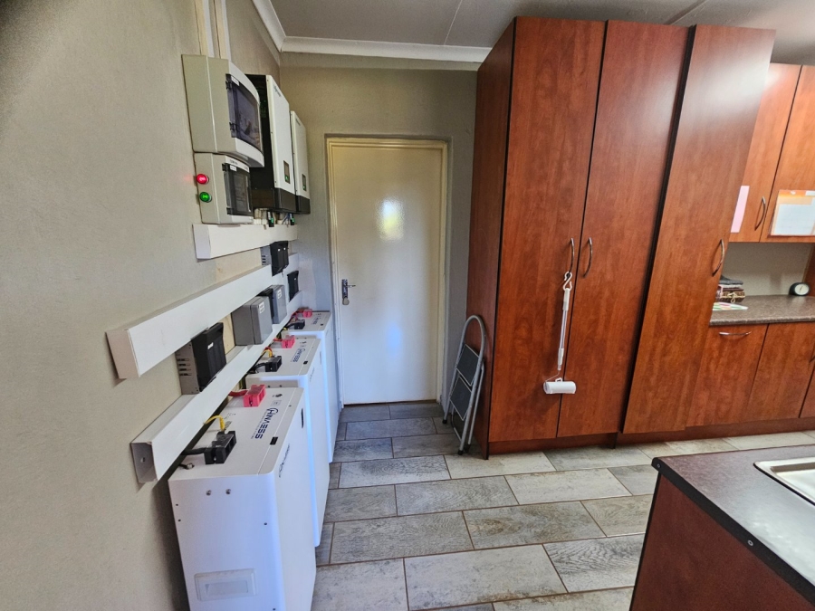 Commercial Property for Sale in Kameeldrift East Gauteng