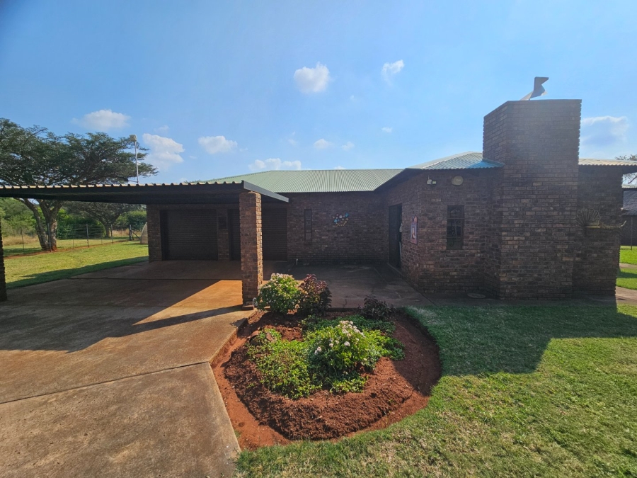 5 Bedroom Property for Sale in Kameeldrift East Gauteng