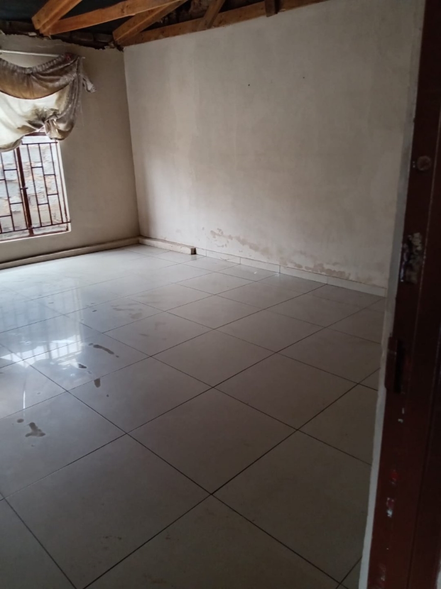 3 Bedroom Property for Sale in Etwatwa Gauteng
