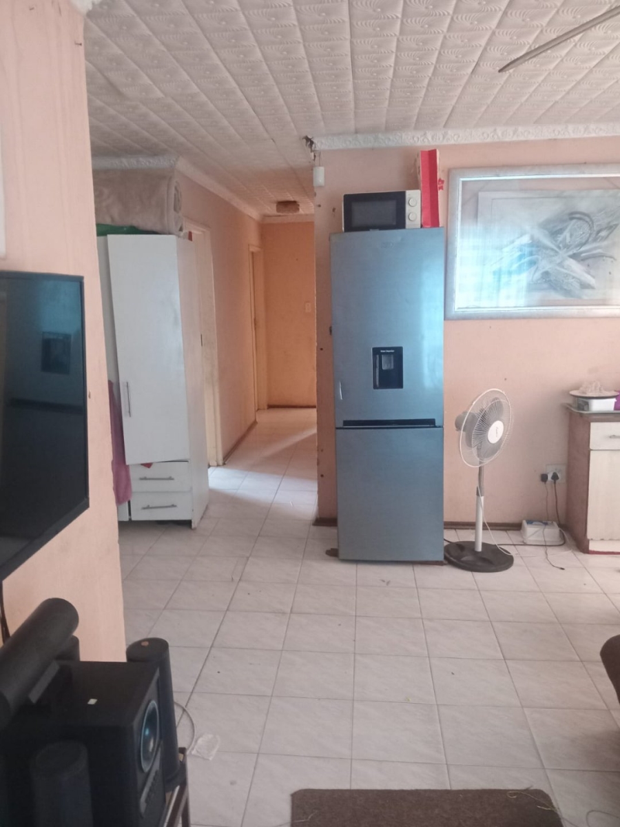 3 Bedroom Property for Sale in Daveyton Gauteng