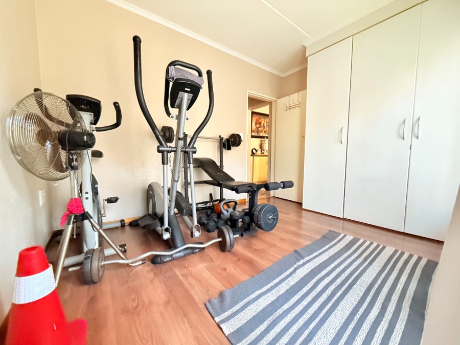 2 Bedroom Property for Sale in Erand Gardens Gauteng