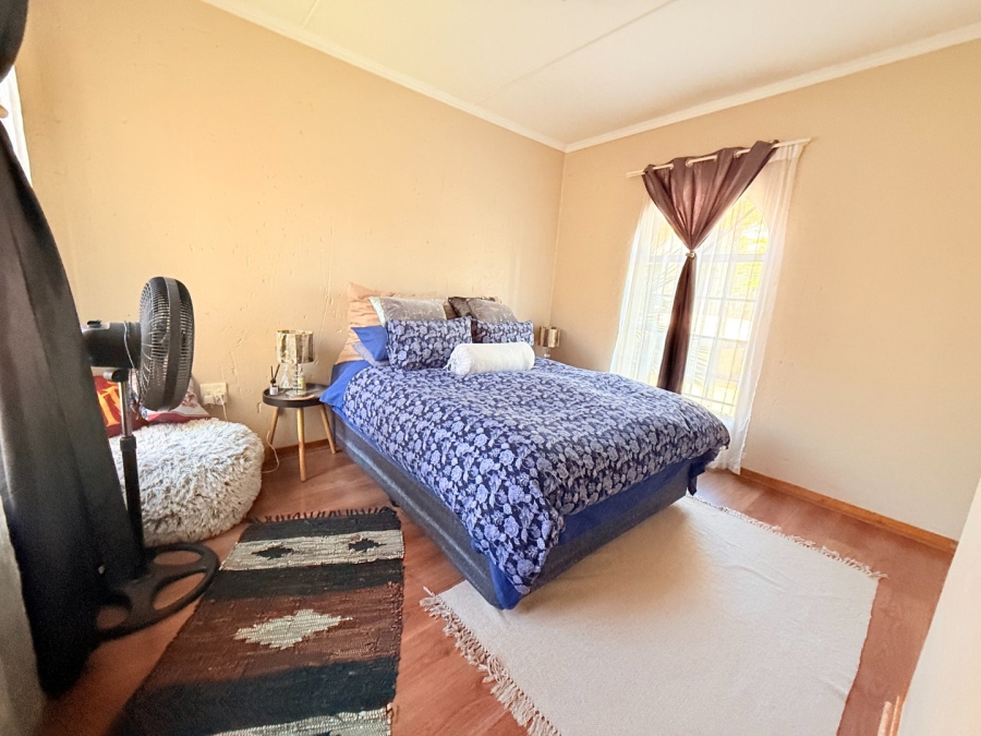 2 Bedroom Property for Sale in Erand Gardens Gauteng