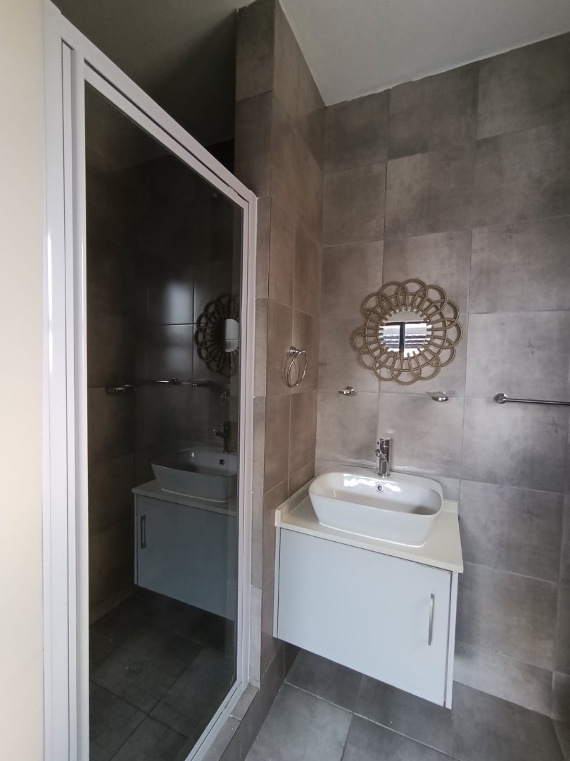 1 Bedroom Property for Sale in Groblerpark Gauteng