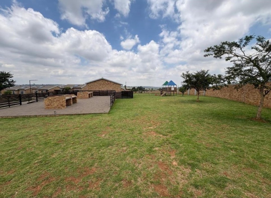 1 Bedroom Property for Sale in Groblerpark Gauteng