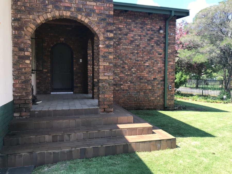 4 Bedroom Property for Sale in Valhalla Gauteng