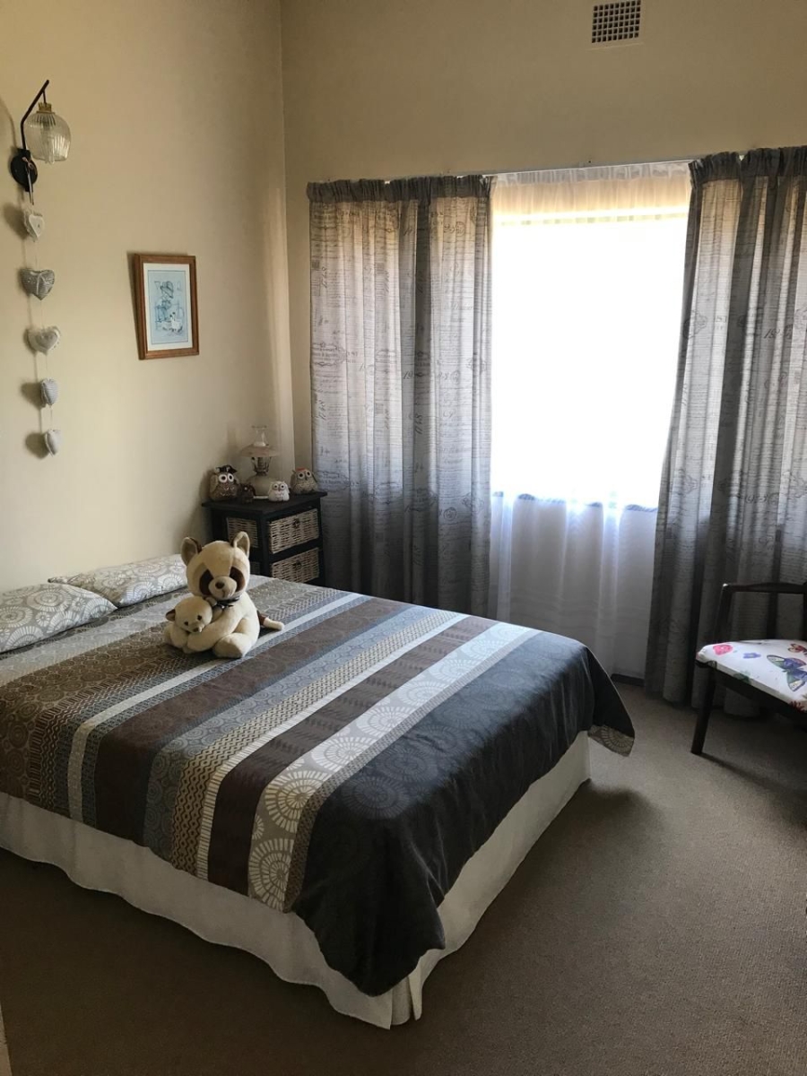 4 Bedroom Property for Sale in Valhalla Gauteng