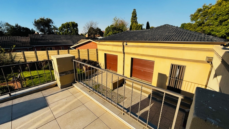 3 Bedroom Property for Sale in Bramley North Gauteng
