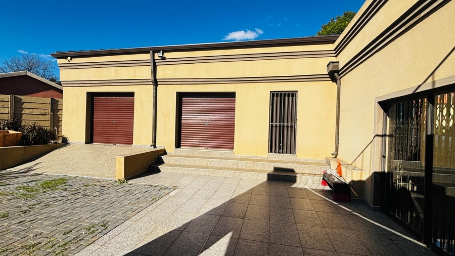 3 Bedroom Property for Sale in Bramley North Gauteng