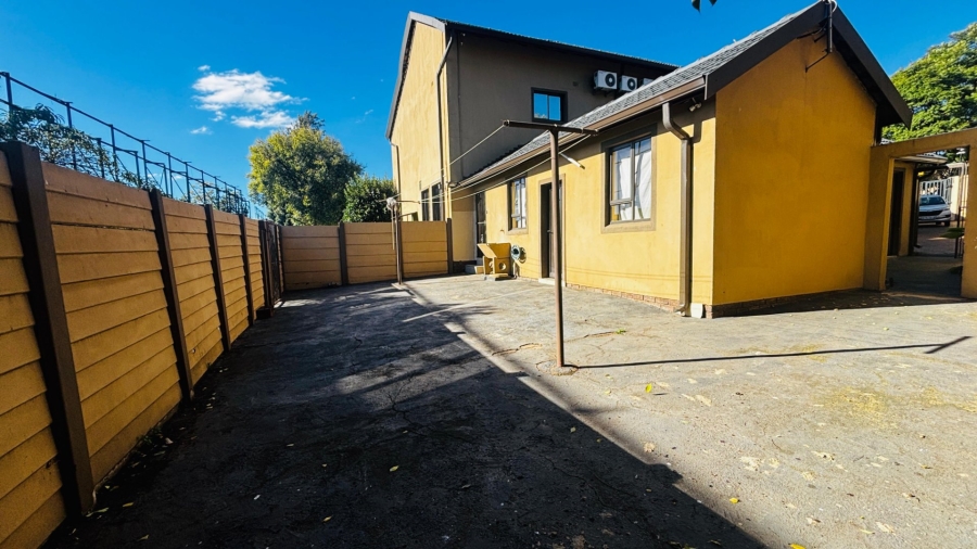 3 Bedroom Property for Sale in Bramley North Gauteng