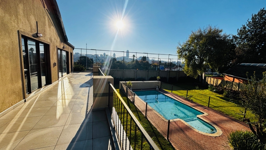 3 Bedroom Property for Sale in Bramley North Gauteng