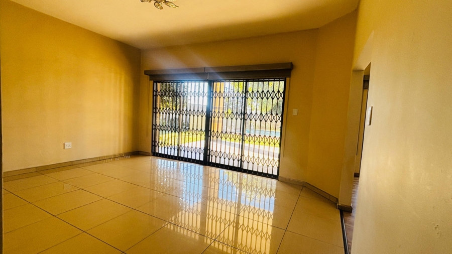3 Bedroom Property for Sale in Bramley North Gauteng