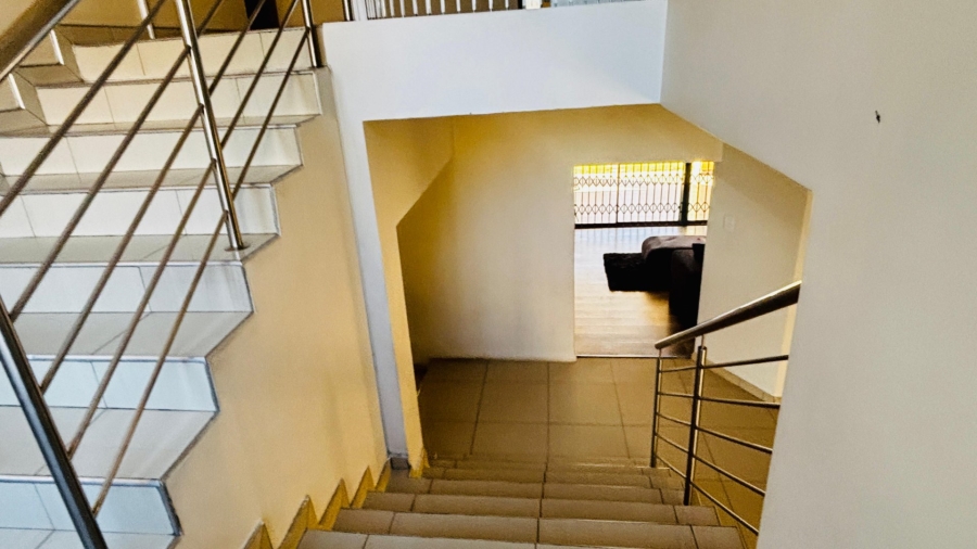 3 Bedroom Property for Sale in Bramley North Gauteng