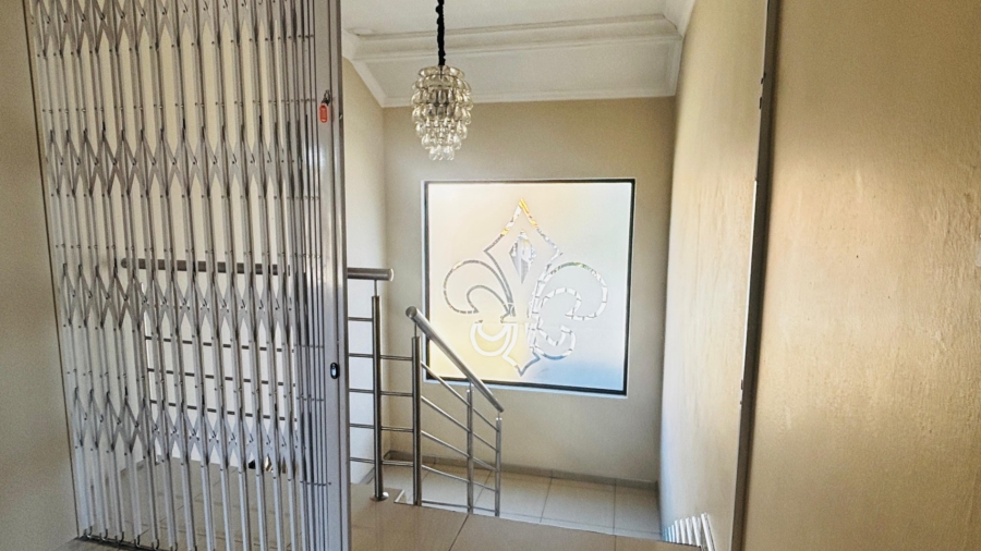 3 Bedroom Property for Sale in Bramley North Gauteng