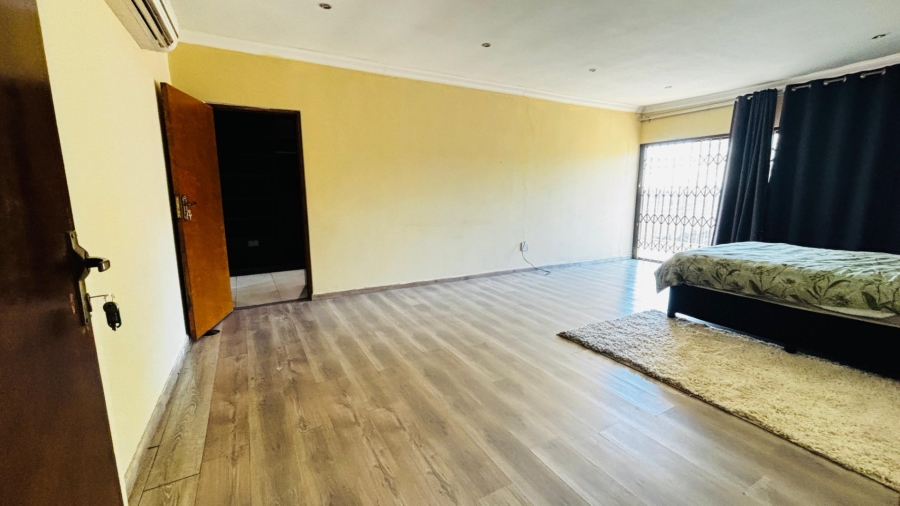 3 Bedroom Property for Sale in Bramley North Gauteng