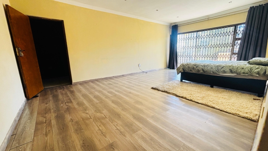 3 Bedroom Property for Sale in Bramley North Gauteng