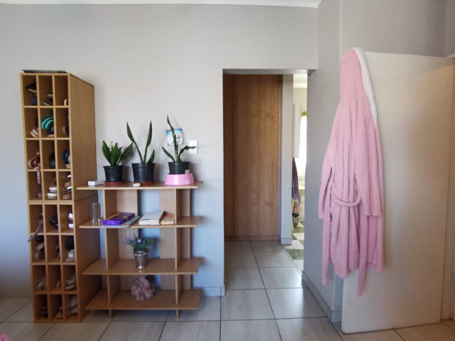 5 Bedroom Property for Sale in Riversdale Gauteng