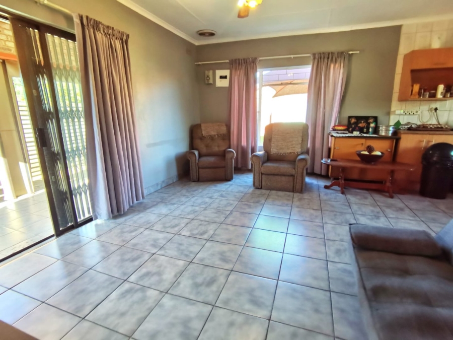 5 Bedroom Property for Sale in Riversdale Gauteng