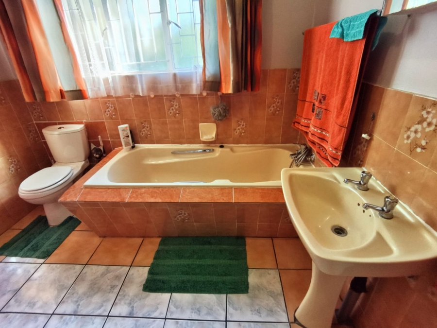 5 Bedroom Property for Sale in Riversdale Gauteng