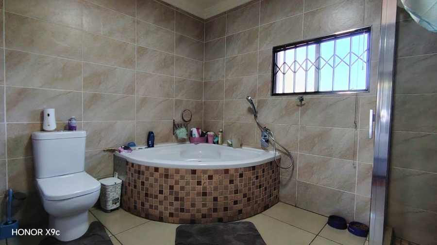 4 Bedroom Property for Sale in Homelands Gauteng