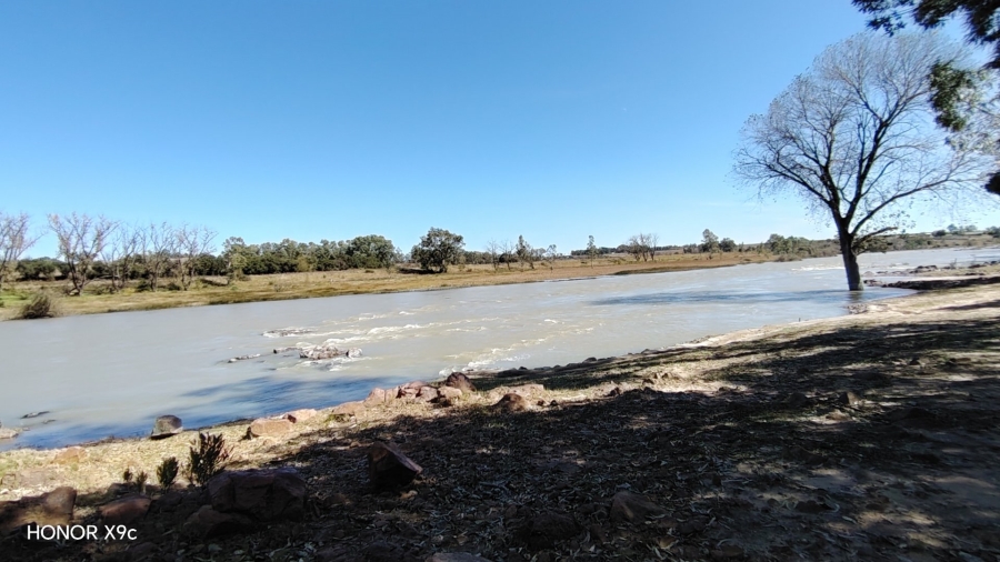 Commercial Property for Sale in Vischgat Gauteng
