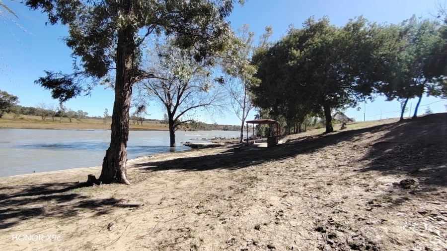 Commercial Property for Sale in Vischgat Gauteng