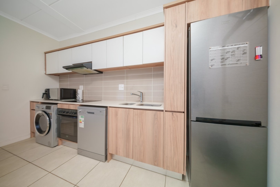 1 Bedroom Property for Sale in Linbro Park Gauteng