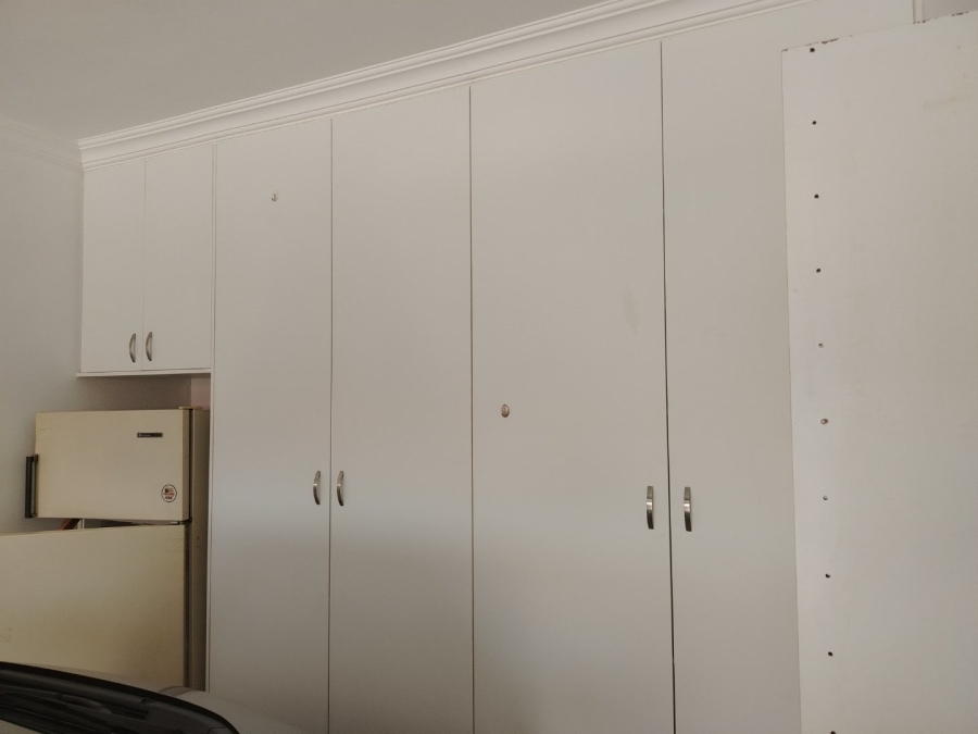 2 Bedroom Property for Sale in Elardus Park Gauteng