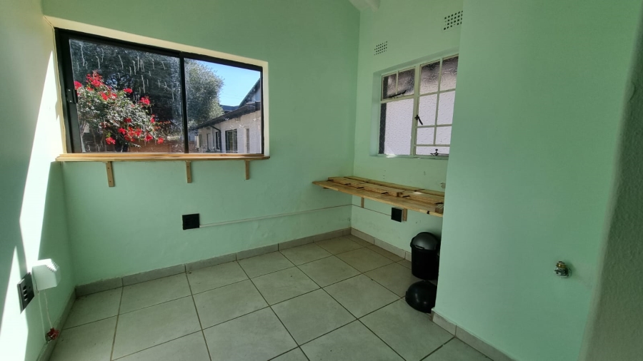 To Let Commercial Property for Rent in Bedfordview Gauteng