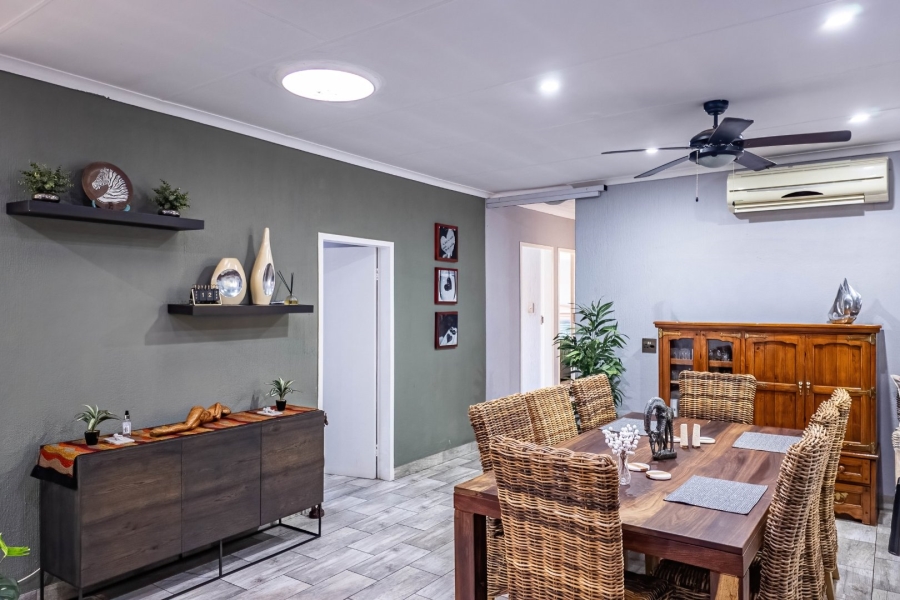 4 Bedroom Property for Sale in Ninapark Gauteng