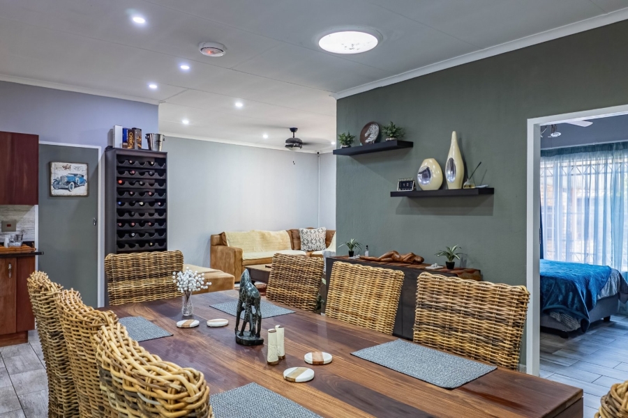 4 Bedroom Property for Sale in Ninapark Gauteng