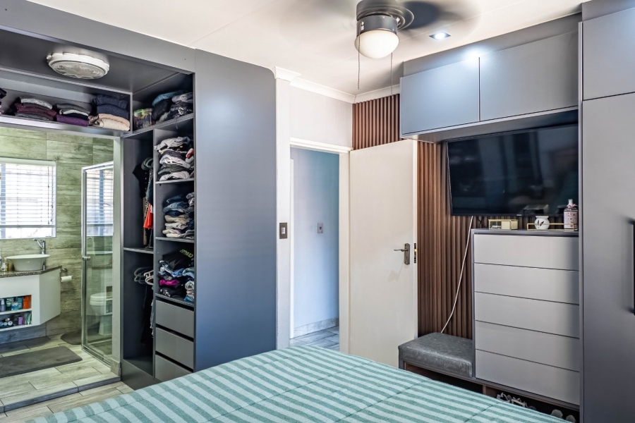 4 Bedroom Property for Sale in Ninapark Gauteng