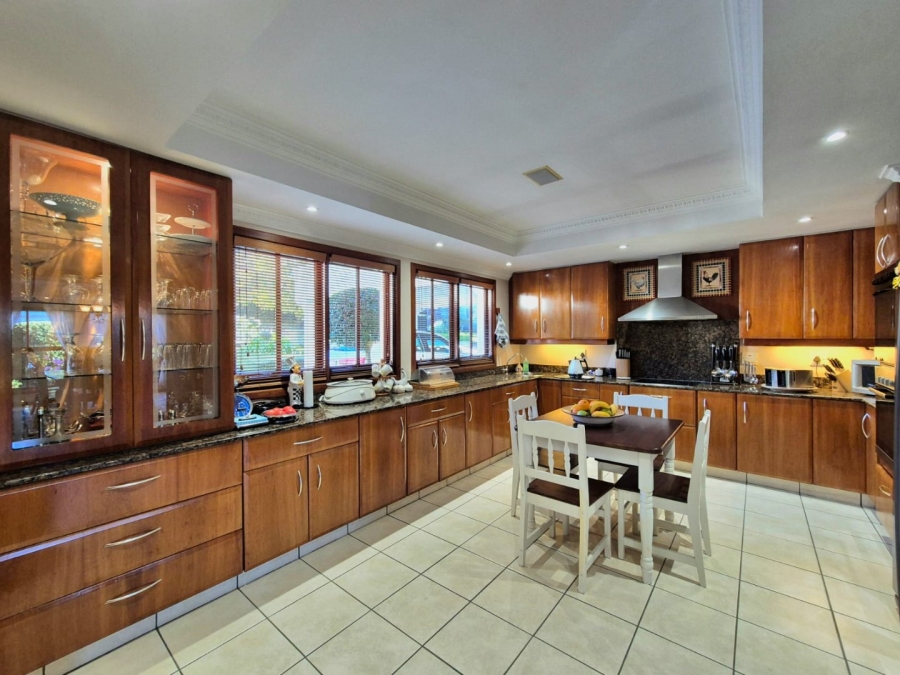 4 Bedroom Property for Sale in Woodhill Estate Gauteng