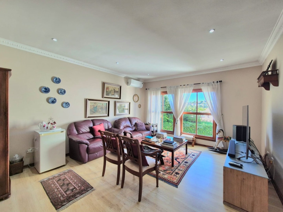 4 Bedroom Property for Sale in Woodhill Estate Gauteng