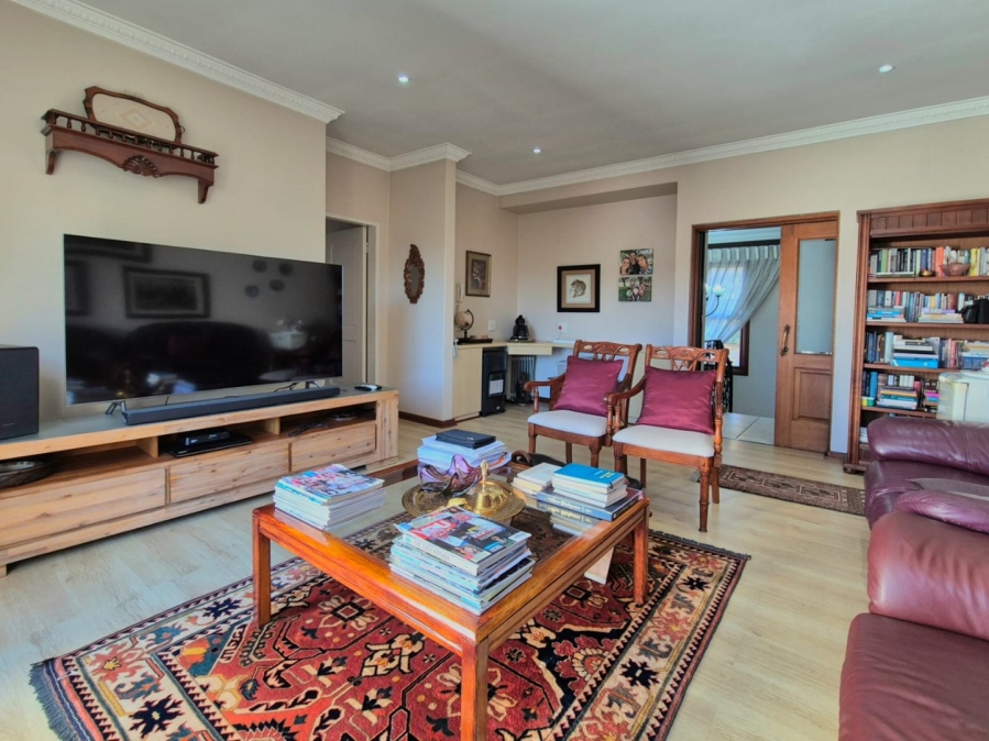 4 Bedroom Property for Sale in Woodhill Estate Gauteng