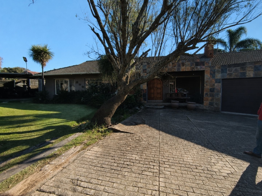 4 Bedroom Property for Sale in Allen Grove Gauteng