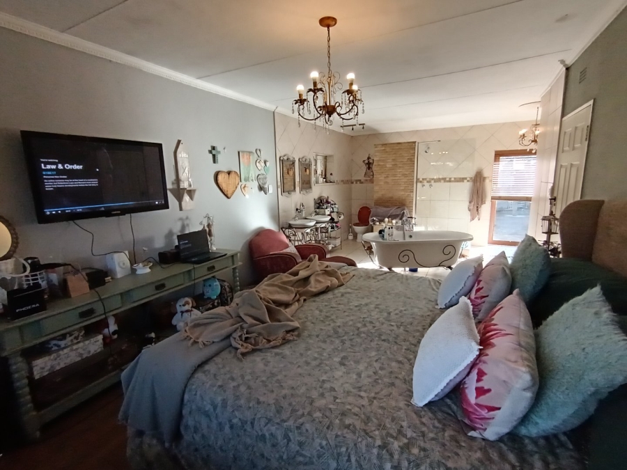 4 Bedroom Property for Sale in Allen Grove Gauteng