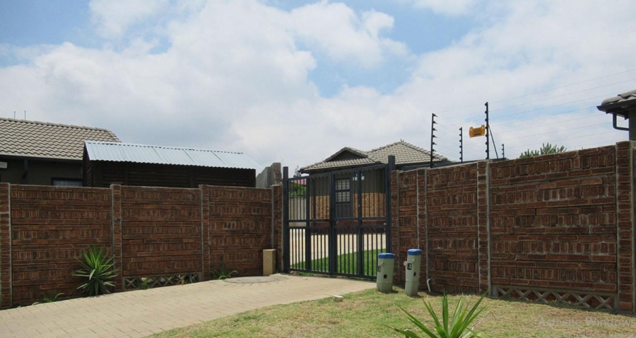 2 Bedroom Property for Sale in Mindalore Gauteng