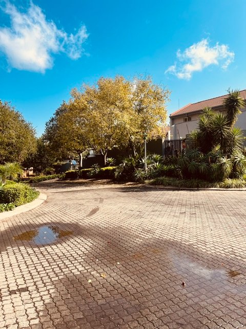 3 Bedroom Property for Sale in Faerie Glen Gauteng