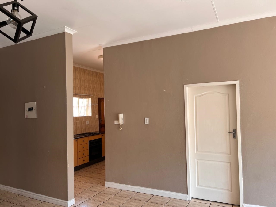 3 Bedroom Property for Sale in Faerie Glen Gauteng