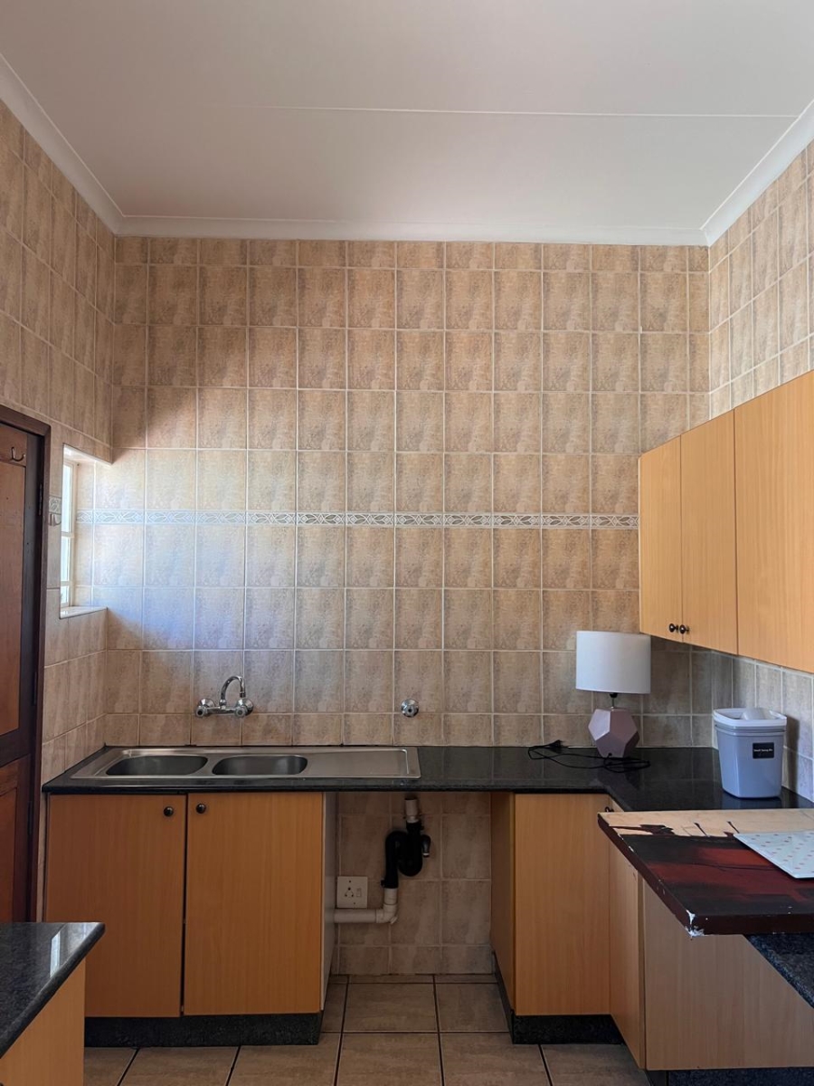 3 Bedroom Property for Sale in Faerie Glen Gauteng
