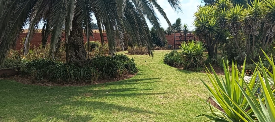 Commercial Property for Sale in Helderstrome AH Gauteng