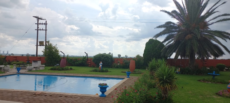 Commercial Property for Sale in Helderstrome AH Gauteng