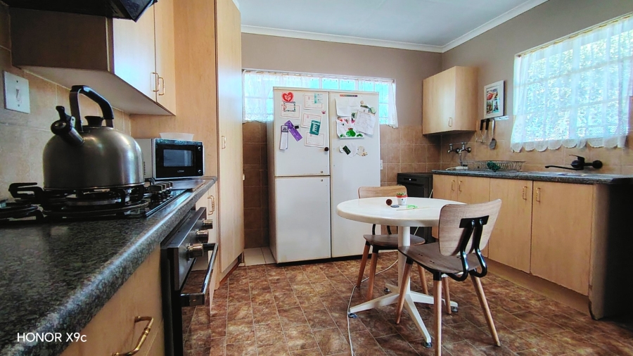 4 Bedroom Property for Sale in Meyerton Central Gauteng